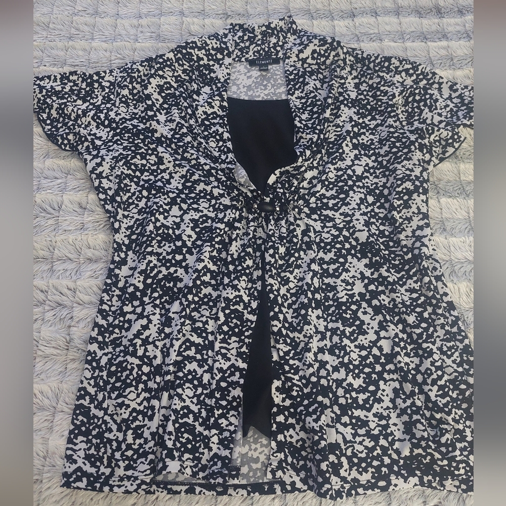 Elementz large short-sleeved‎ blouse